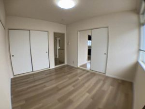 ルミエールすわの木 A201号-13