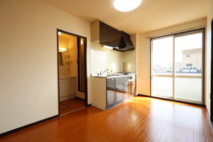 グリーンハイツ菰野 0106号-2
