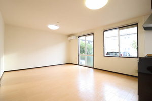 カーサ江島 C102号-2