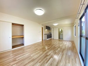 フレグランス日詰 C102号-2