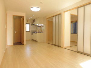 ファミール塩津 B101号-8