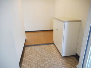 リバーサイド徳重 B203号-3