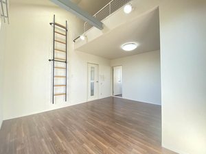 グランシャリオ D201号-11