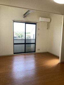 グランシャリオ D202号-4