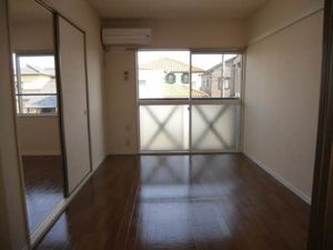 コートビレッジジュン E201号-3