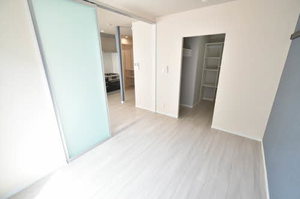 サクラメント 0102号-3