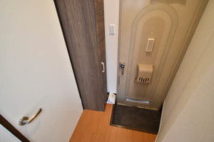 サクラメント 0103号-7
