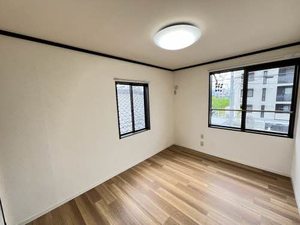 フリーダム B202号-4