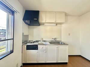 Ｔ．Ｔ．ＨＯＵＳＥ B203号-3
