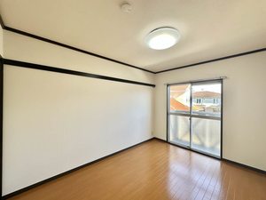Ｔ．Ｔ．ＨＯＵＳＥ B203号-5