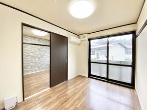 フレグランス東屋 0103号-2