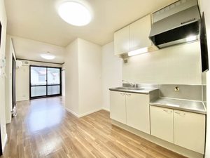 フレグランス東屋 0103号-4