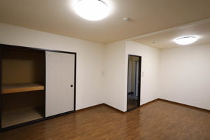 Grandiel I B102号-8