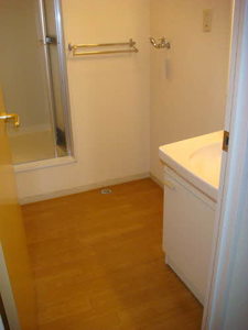 ビレッジ石塚 B102号-8