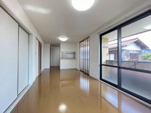 ラフィーネ B205号-3