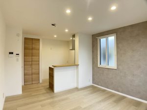 フォーレス四季Ⅱ B202号-2