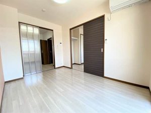 プレミール杉山 B102号-2