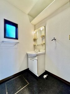 ラフィーネ手越 0102号-6