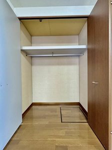 ラフィーネ手越 0102号-9