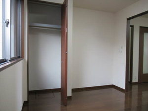 グリーンヒル今泉 C101号-8