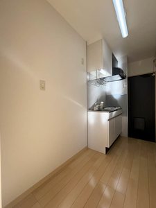 レフィナード 0102号-13