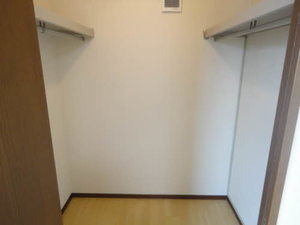 ドミールゆうひがおか C101号-8