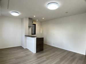 ドミールゆうひがおか C102号-2