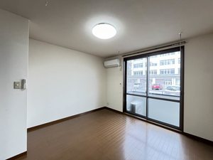 バリュージュ富貴原 0101号-2