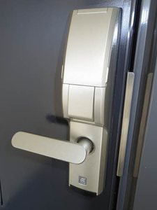 フローラルパークコート B201号-3