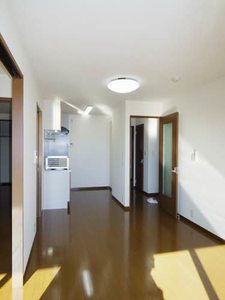 フローラルパークコート B201号-7