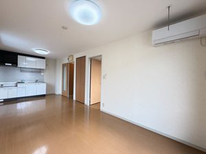 メゾン　フィオーレ A201号-10