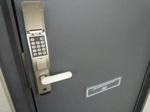 レオンK 0203号-3