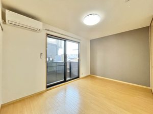 グリーンパレス B102号-2