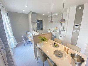 フォーレスアーサー B102号-5