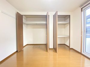 アザレアコート B102号-8