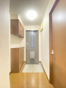 アザレアコート B102号-9