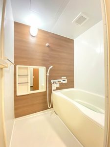 アザレアコート B102号-11