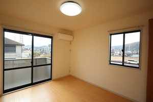 グリーンコート E202号-8