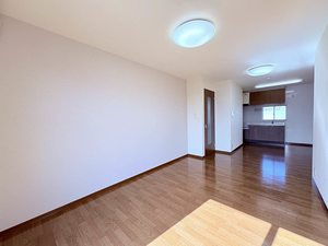 サニーコートⅡ B202号-3