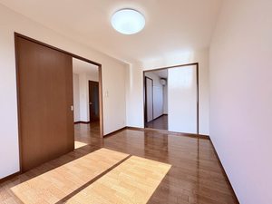 サニーコートⅡ B202号-8