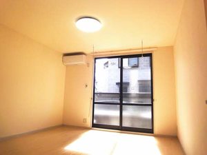 マメゾン駅前 0102号-2