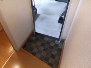 フォレスタ坂の上 A102号-2