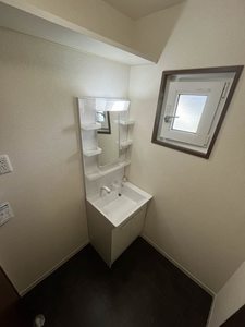 シャーメゾン　ビビット A201号-5