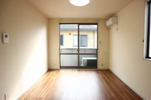 ファミール B202号-2