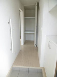 ティアラ壱番館 A101号-9