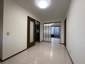 ラ・ヴィラージュ　Ａ A102号-2