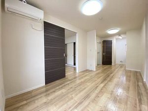 セントビレッジ D102号-2