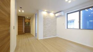 ＴＲＵＳＴ　ＭＡＩＳＯＮ　ＨＡＲＭＥＥ 0202号-5