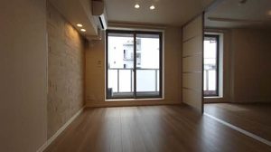 ＴＲＵＳＴ　ＭＡＩＳＯＮ　ＨＡＲＭＥＥ 0303号-5