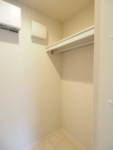 ヴィラ　フロイデ 0102号-11